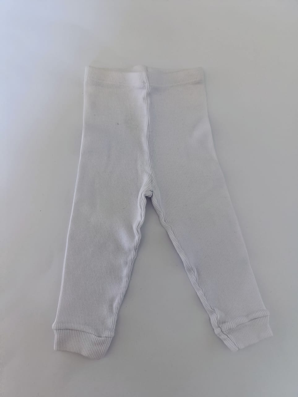 Calça Branca - Tam 1-3M